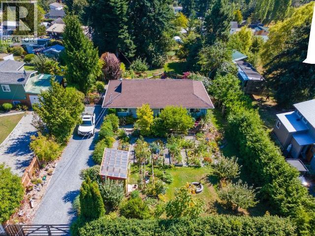 4748 DOGWOOD STREET, Texada Island