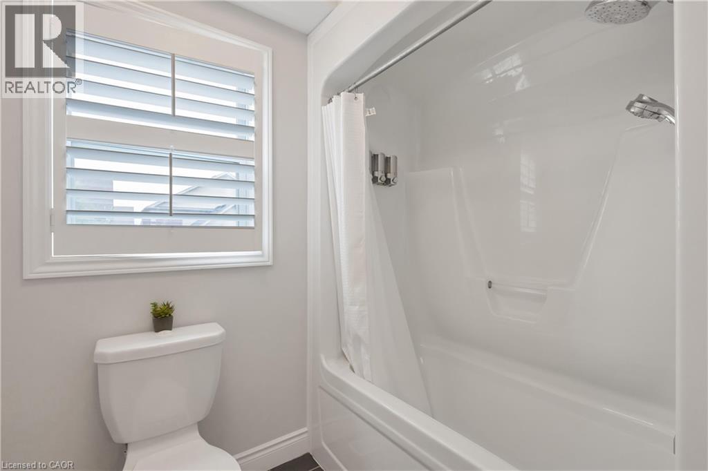 225 Tremaine Crescent, Kitchener, Ontario  N2A 4L9 - Photo 32 - 40847424