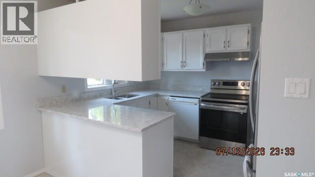335 Wedge Road, Saskatoon, Saskatchewan  S7L 6G1 - Photo 2 - SK042545