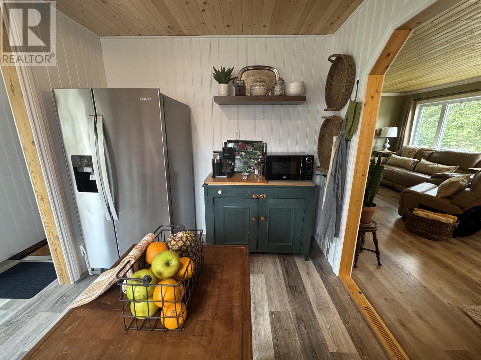 4 Adjala Ave, Manitouwadge, Ontario  P0T 2C0 - Photo 18 - TB2601939