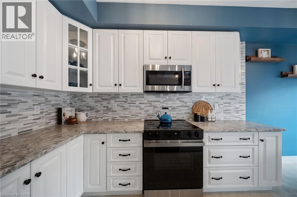 295 Pumpkin Pass, Binbrook, Ontario  L0R 1C0 - Photo 6 - 40842424