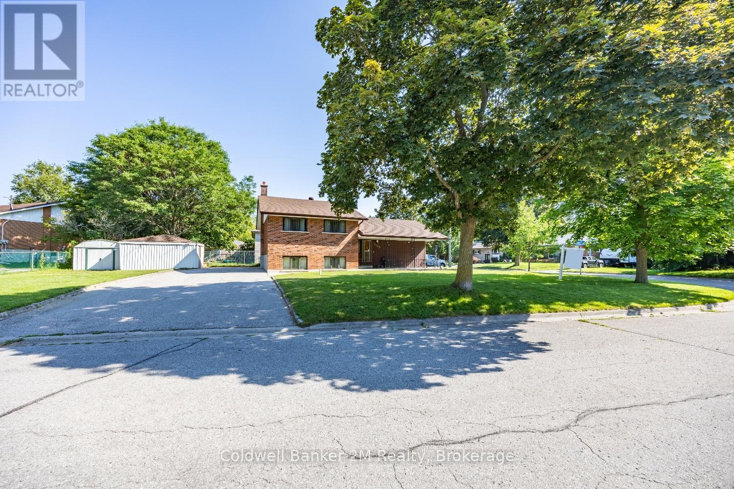 133 Sussex Street, Oshawa, Ontario  L1G 1W1 - Photo 2 - E13563384