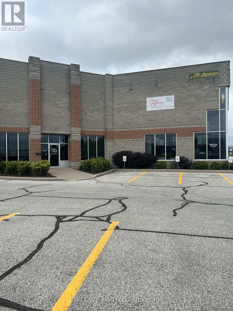 1 - 18 MOLLARD COURT, Barrie (400 East)