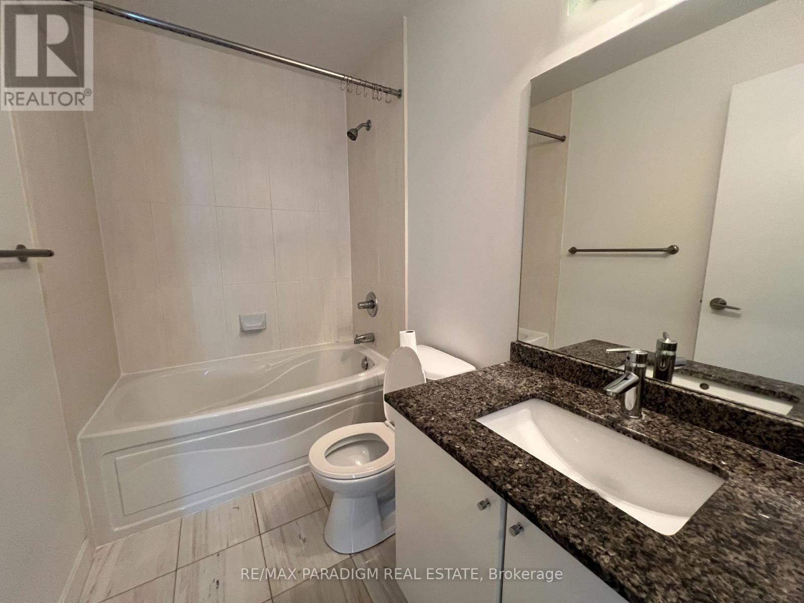 1701 - 18 Harbour Street, Toronto, Ontario M5J 2Z6 - Photo 13 - C13562094
