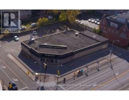 104 LAKESHORE ROAD W, Oakville, Ontario
