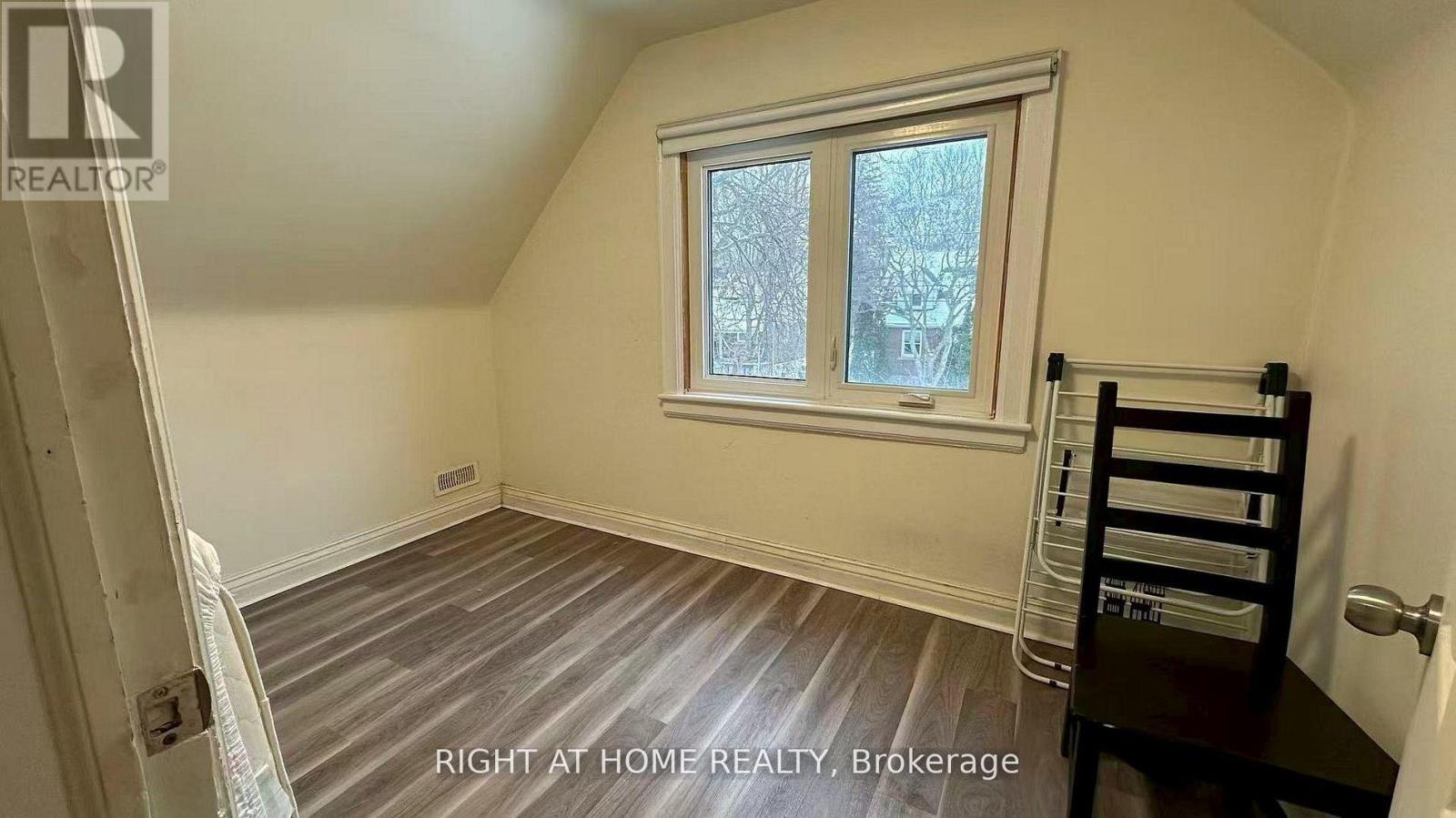 148 Haddon Avenue S, Hamilton, Ontario  L8S 1X8 - Photo 4 - X13438202