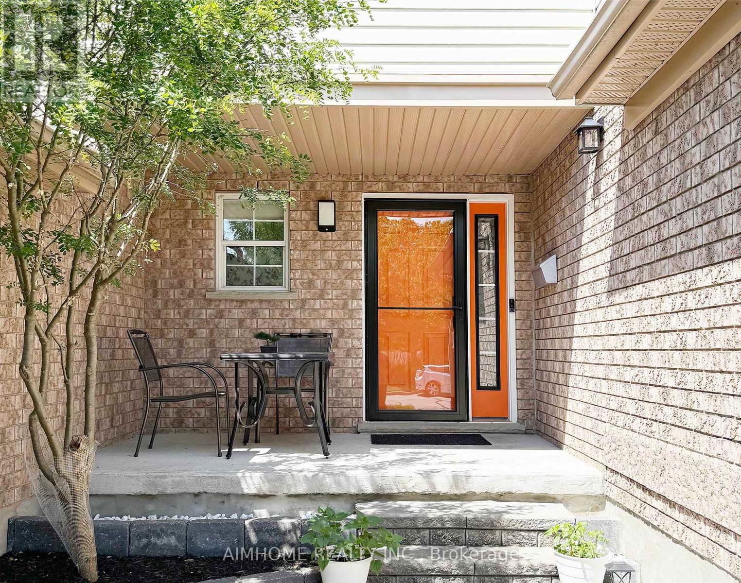 11 Kearney Street, Guelph, Ontario N1E 7H2 - Photo 2 - X13524514