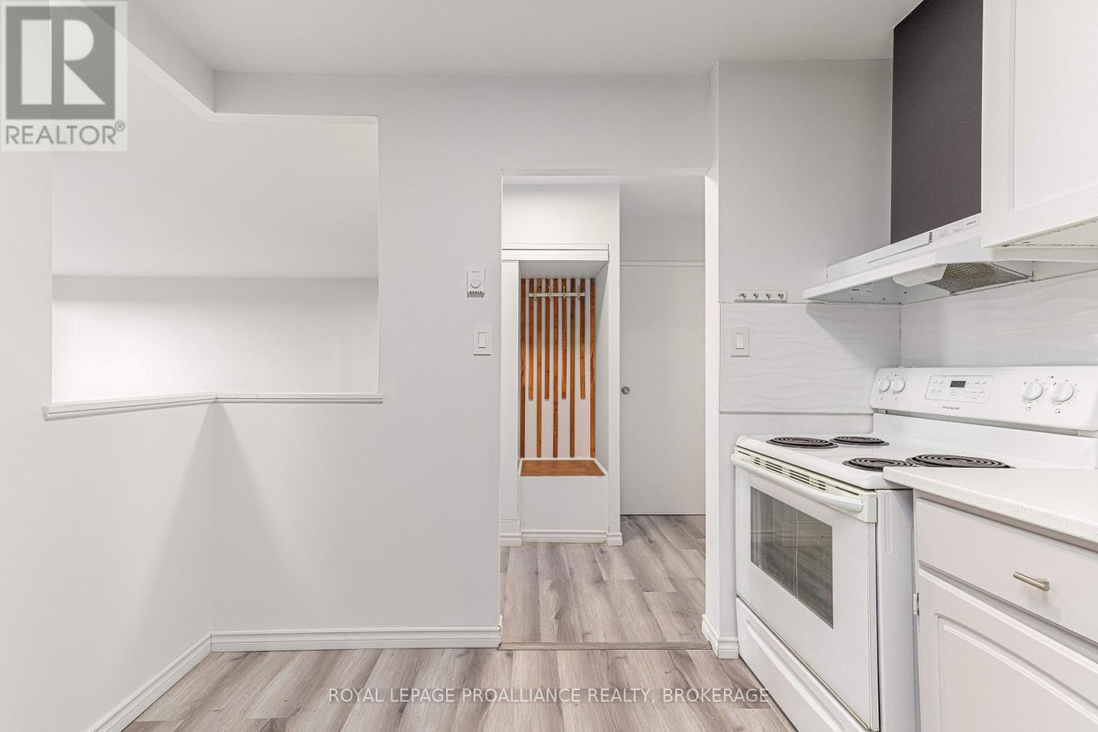 909 - 66 Greenview Drive, Kingston, Ontario K7M 7C5 - Photo 6 - X13563582