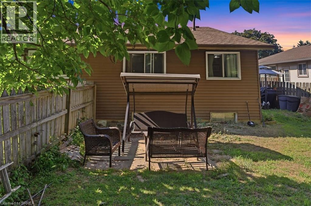 16 Palomino Drive, Brantford, Ontario  N3P 1J7 - Photo 7 - 40848228