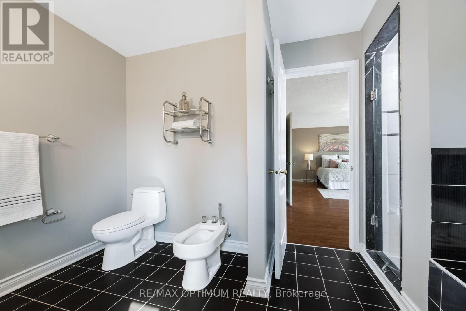 5859 Riverside Place, Mississauga, Ontario  L5M 4X1 - Photo 32 - W13562228