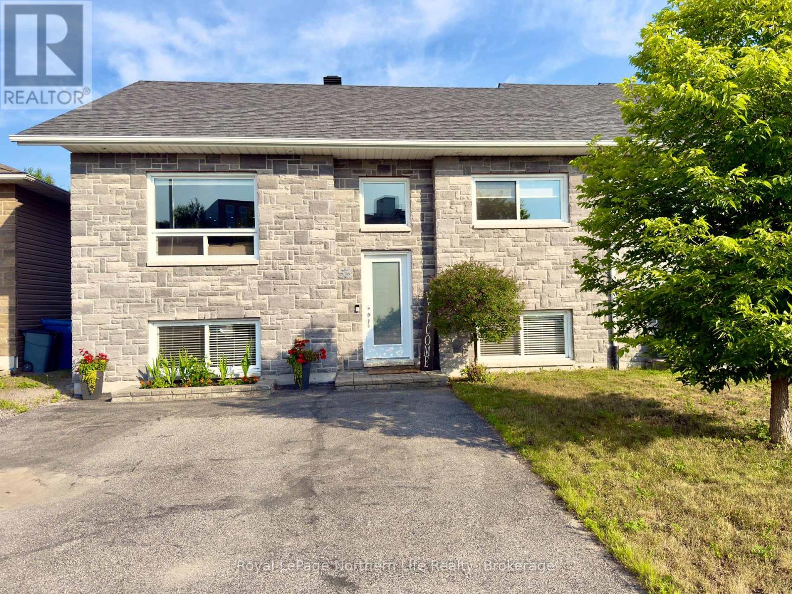 53 PERUT PLACE, North Bay, Ontario