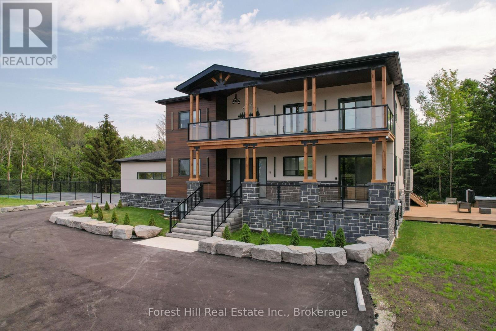 846 Sixth Street, Clearview, Ontario  L9Y 3Y9 - Photo 2 - S13563542