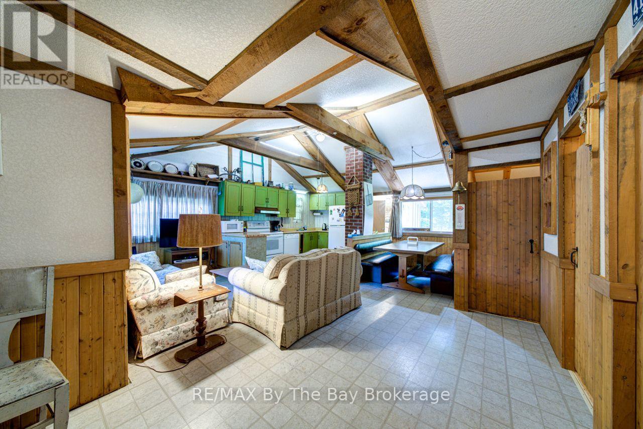 1713 Shore Lane, Wasaga Beach, Ontario  L9Z 1V7 - Photo 18 - S13563726