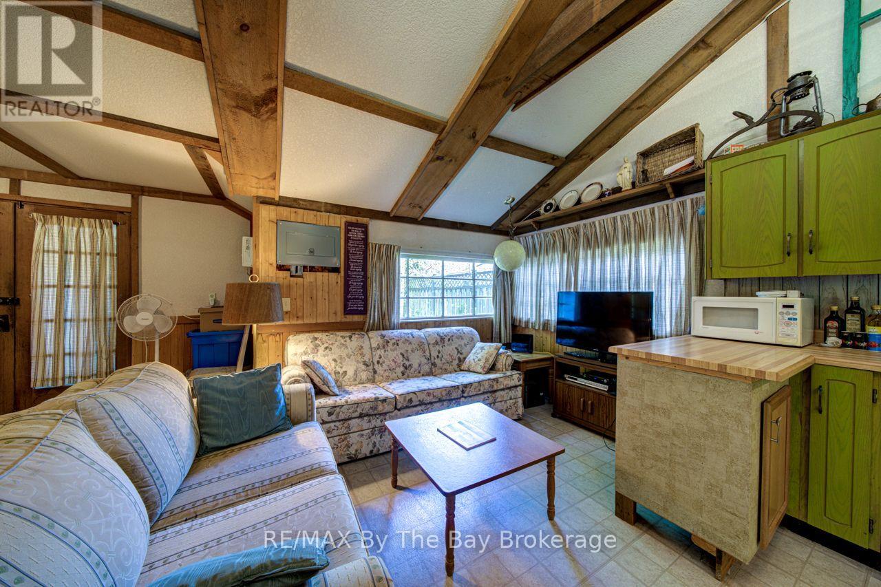 1713 Shore Lane, Wasaga Beach, Ontario  L9Z 1V7 - Photo 20 - S13563726