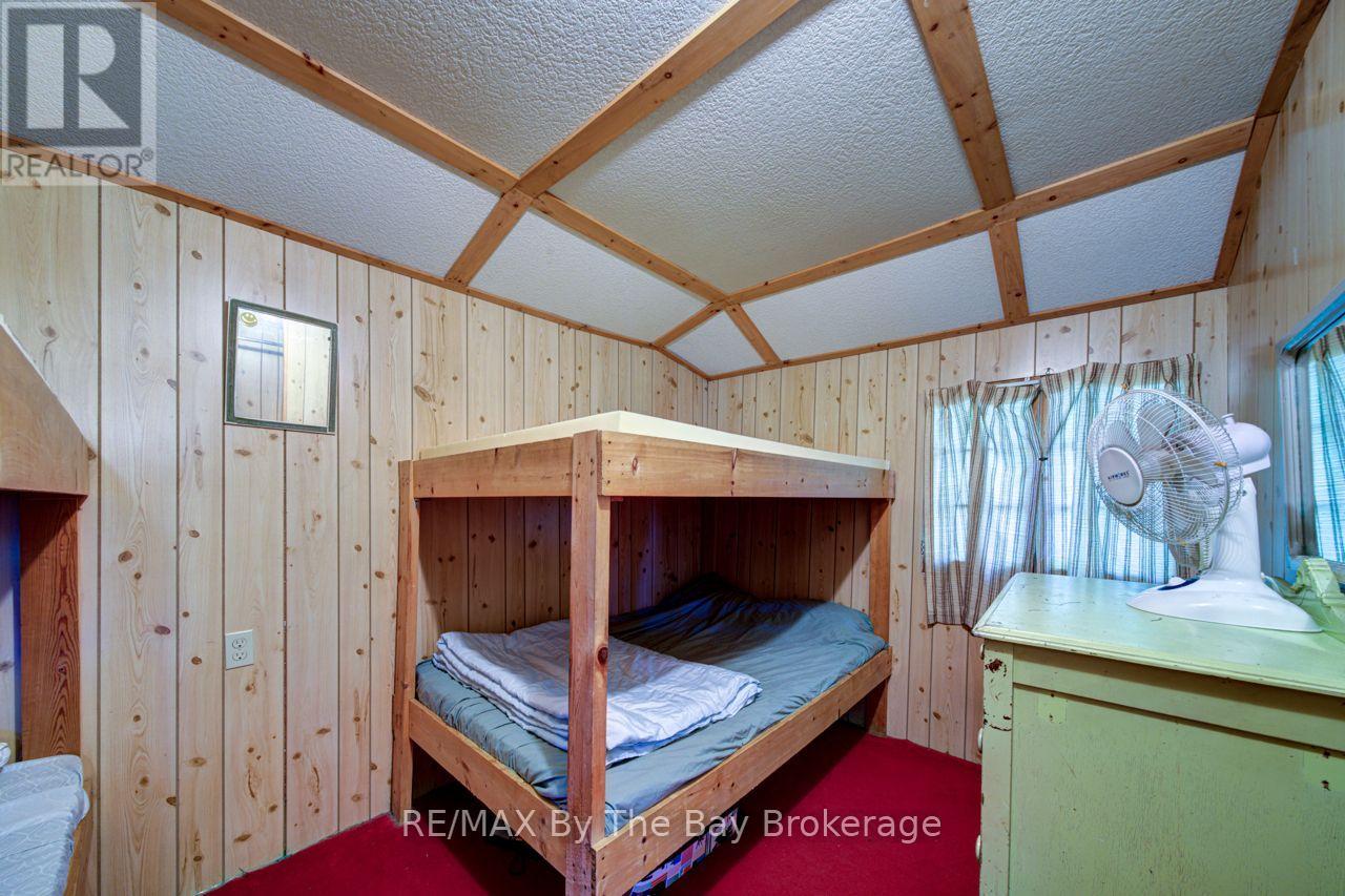 1713 Shore Lane, Wasaga Beach, Ontario  L9Z 1V7 - Photo 31 - S13563726