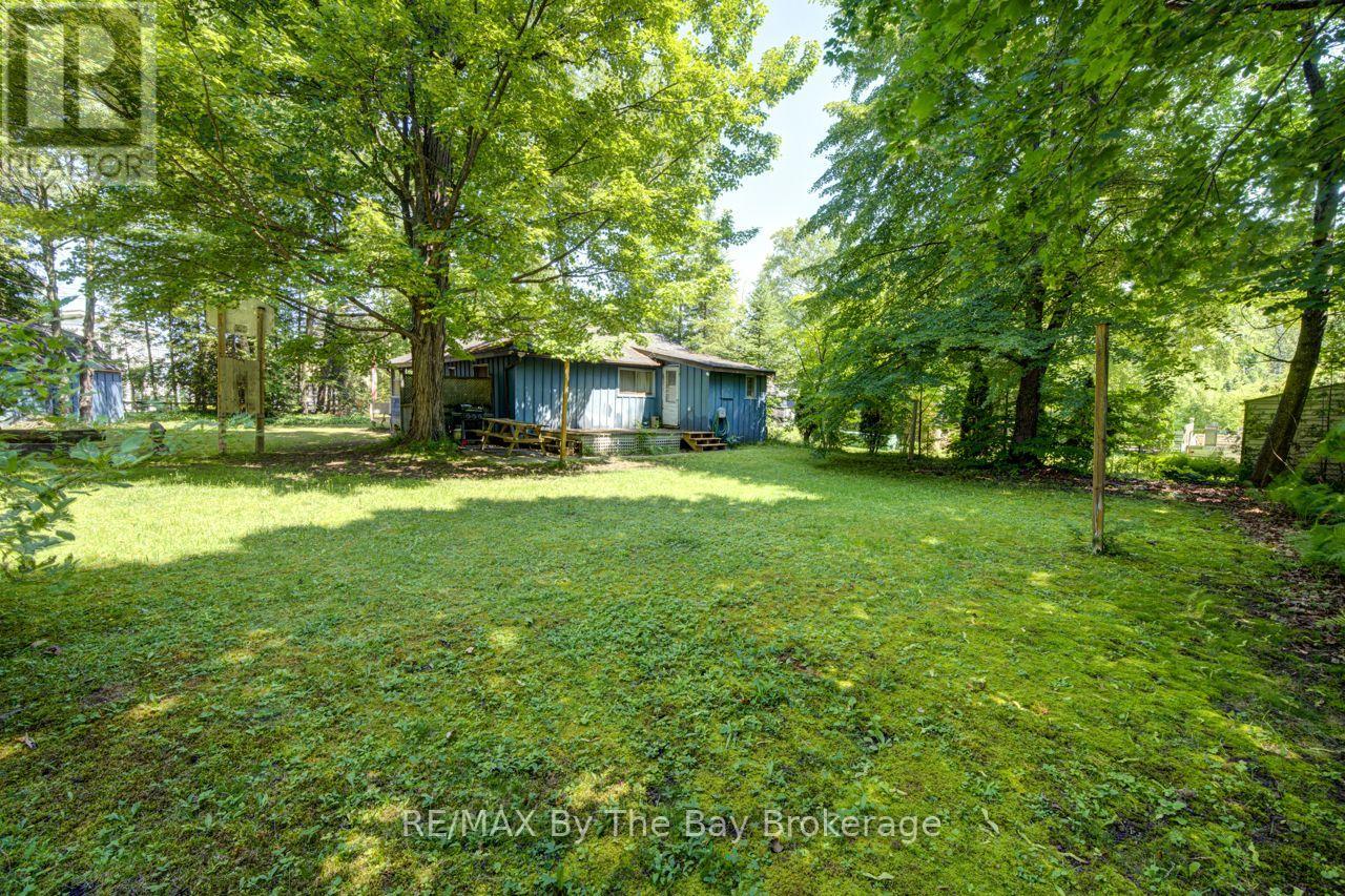 1713 Shore Lane, Wasaga Beach, Ontario  L9Z 1V7 - Photo 37 - S13563726