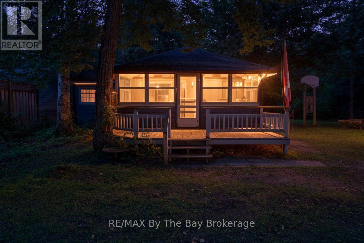 1713 Shore Lane, Wasaga Beach, Ontario  L9Z 1V7 - Photo 39 - S13563726
