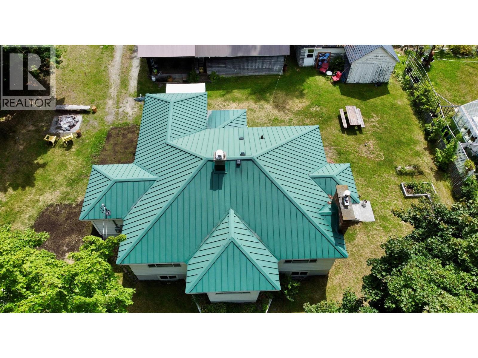 409 9th Avenue, New Denver, British Columbia  V0G 1S0 - Photo 41 - 10394684