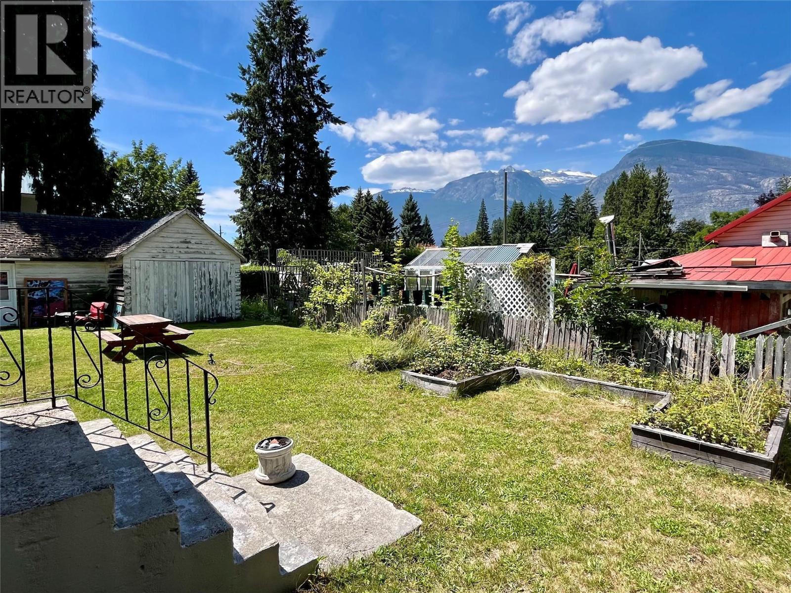 409 9th Avenue, New Denver, British Columbia  V0G 1S0 - Photo 54 - 10394684