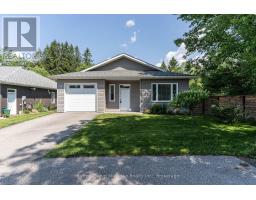 6 - 11 AUTUMN LANE, Huntsville, Ontario