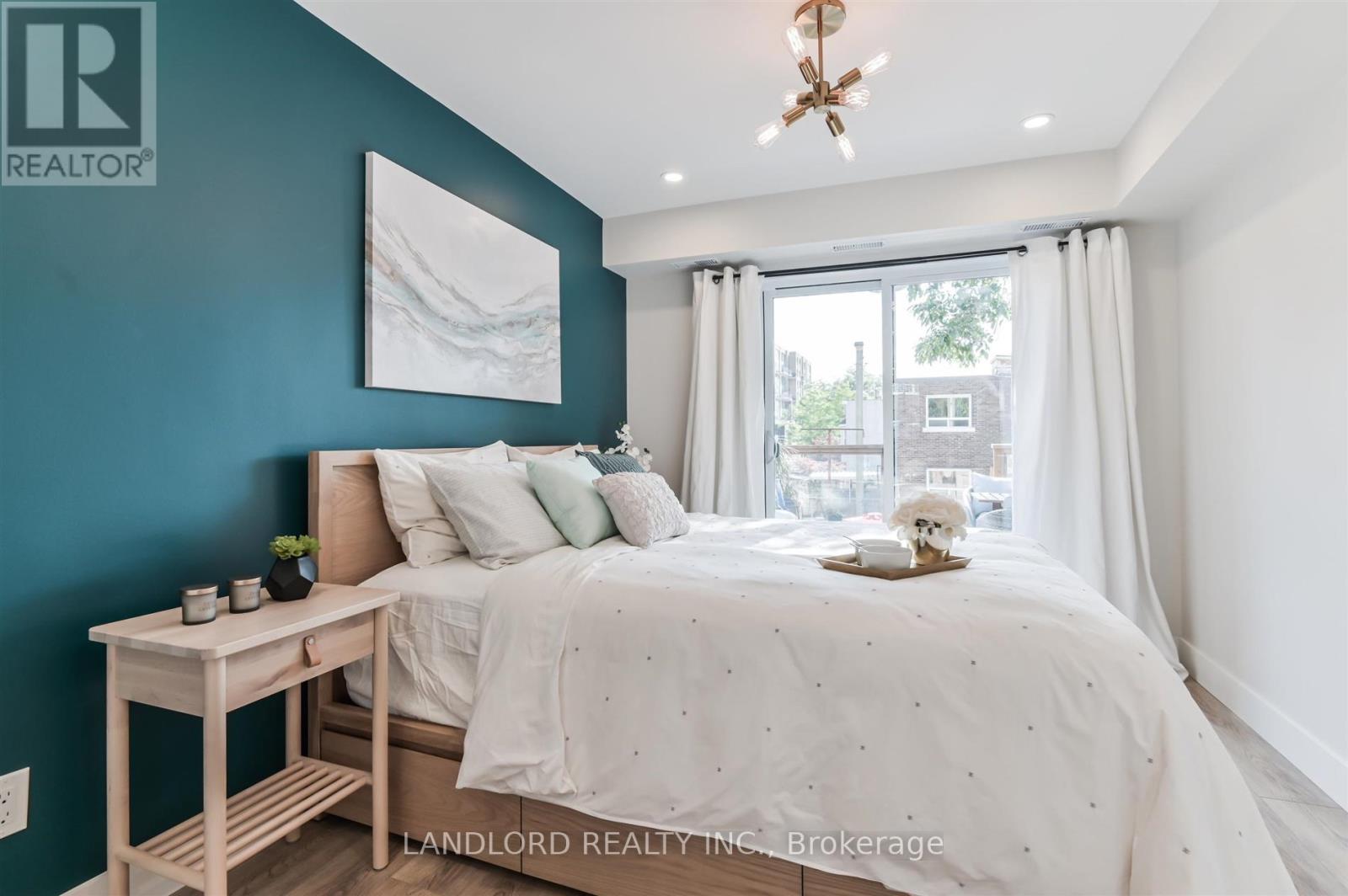Upper - 90 Tecumseth Street, Toronto, Ontario M6J 2G9 - Photo 12 - C13563712