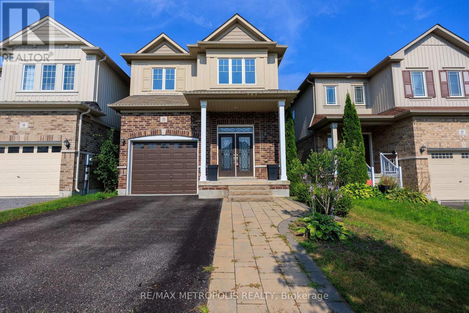 BSMT - 23 GORDON COWLING STREET, Clarington (Courtice)