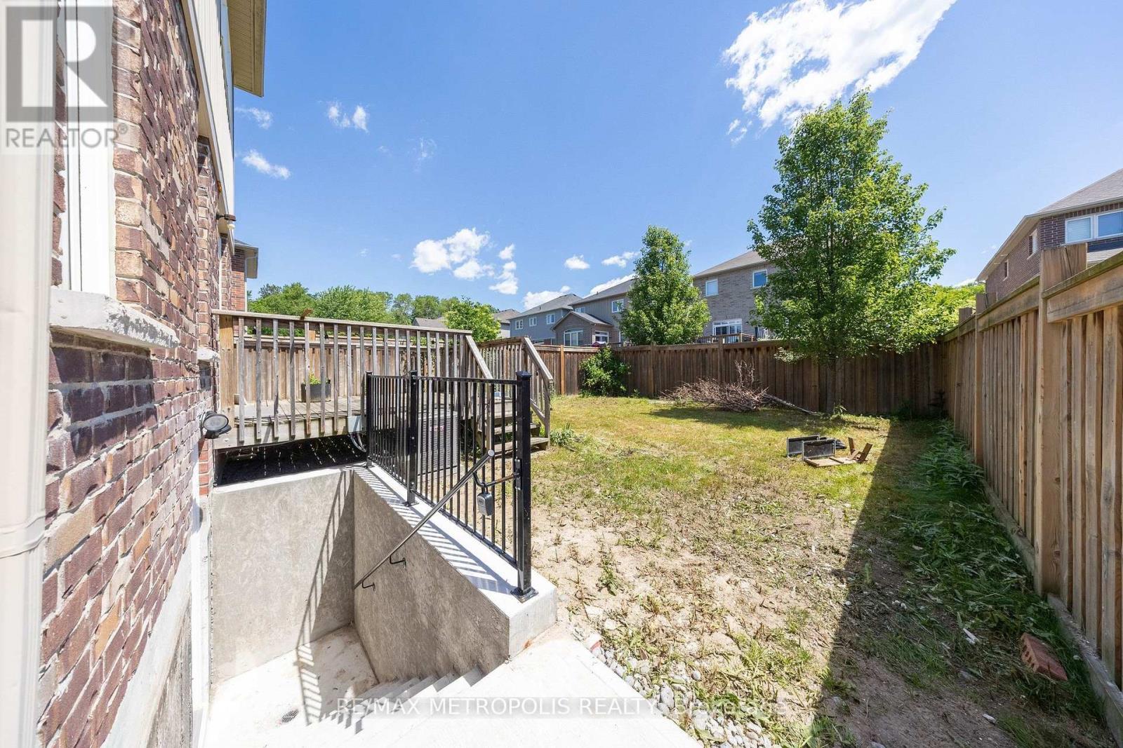 Bsmt - 23 Gordon Cowling Street, Clarington (Courtice), Ontario  L1E 0G7 - Photo 2 - E13563520