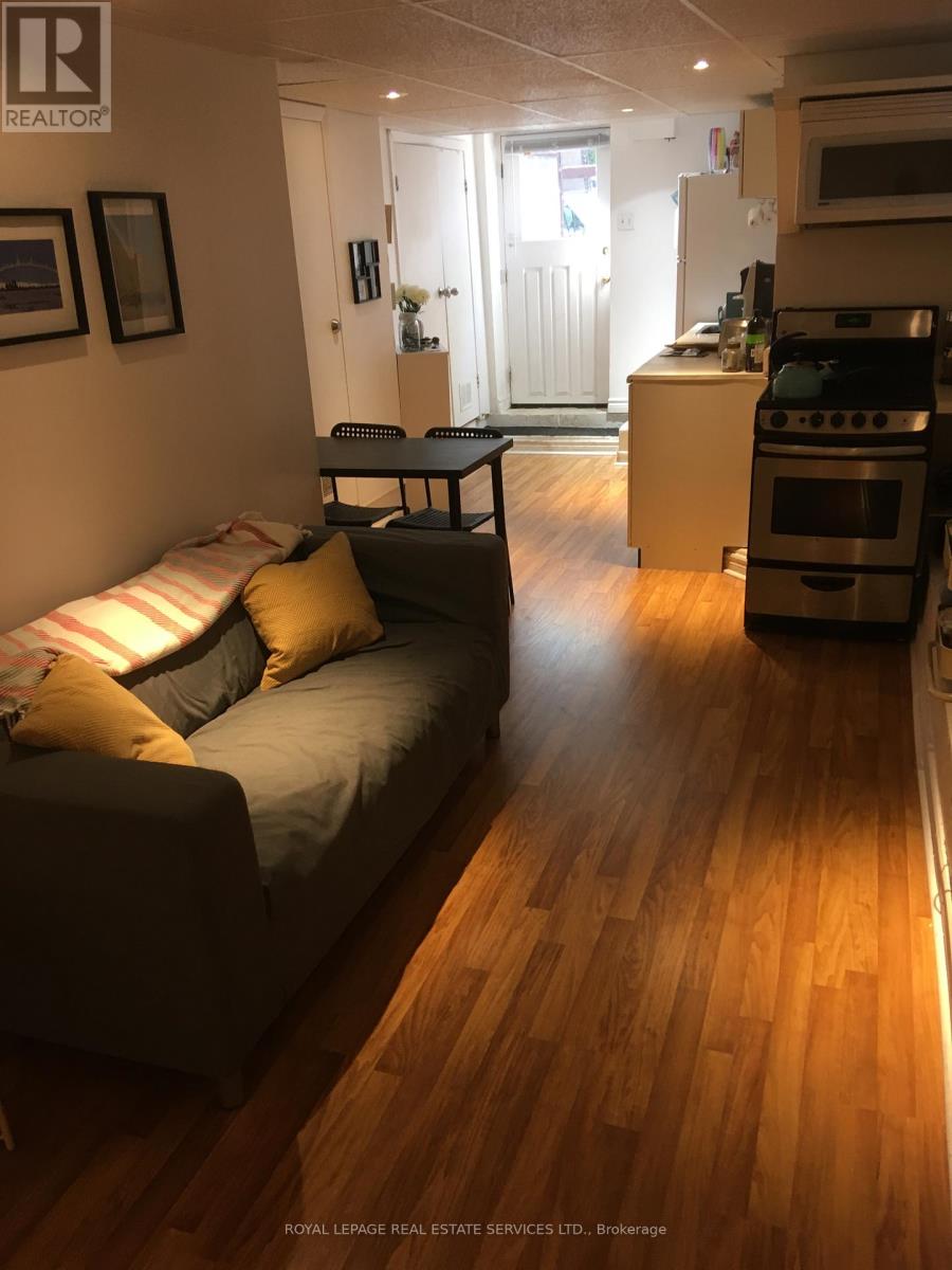 L - 23 Kings Park Boulevard, Toronto, Ontario  M4J 2B7 - Photo 13 - E13563544