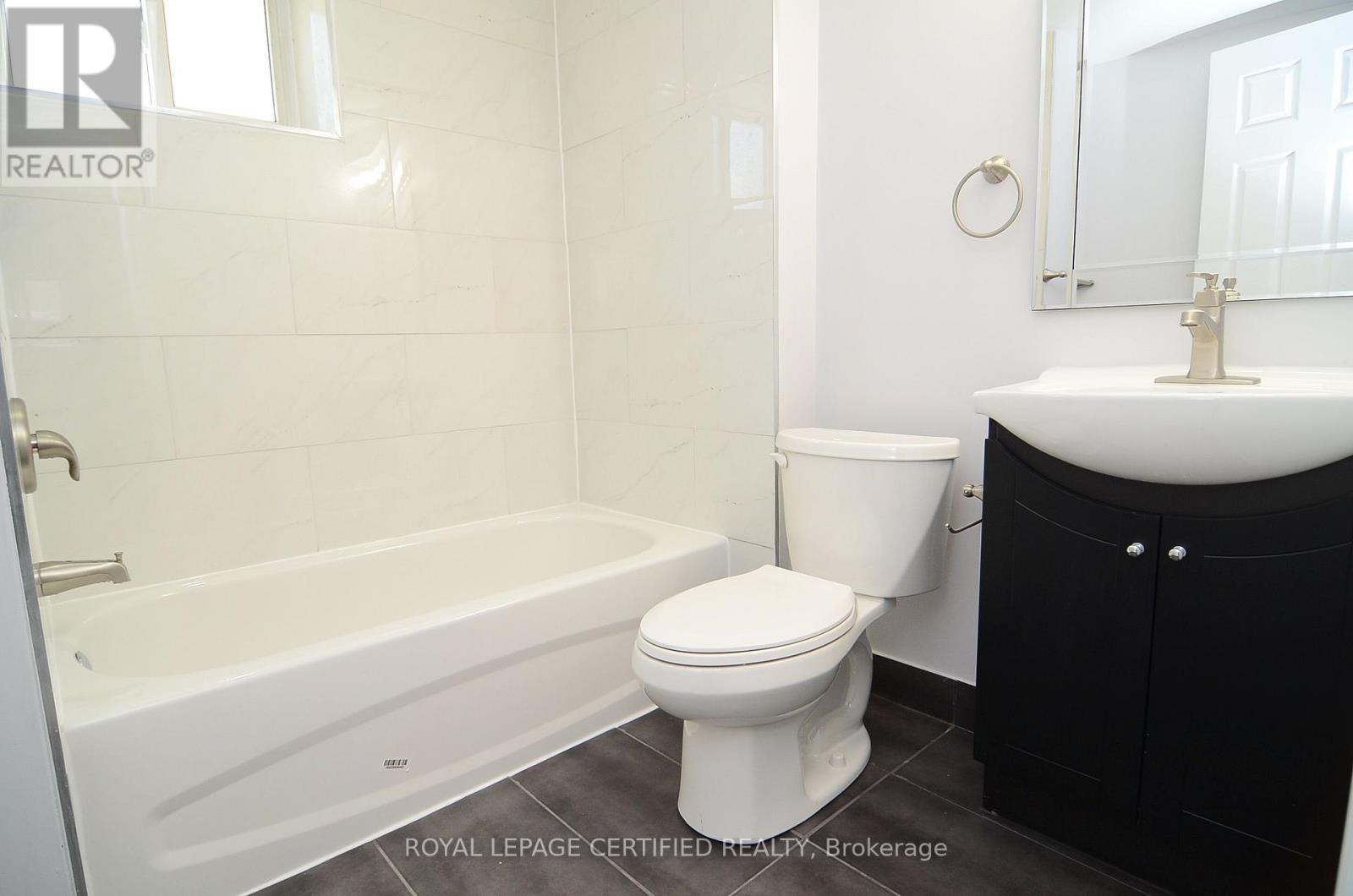 Bsmt - 30 Blakemanor Boulevard, Toronto, Ontario M1J 2W4 - Photo 7 - E13563666