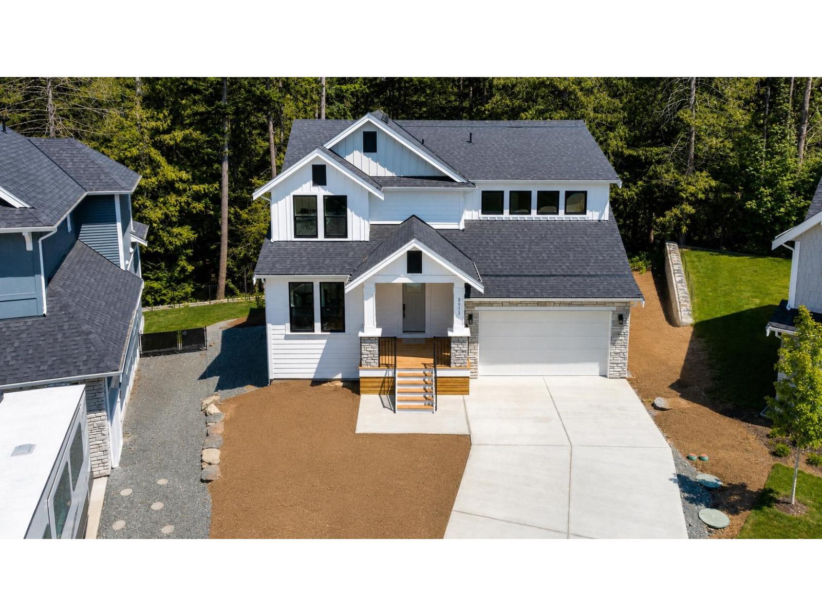 2013 SPARROW HAWK PLACE|Mt Woodside