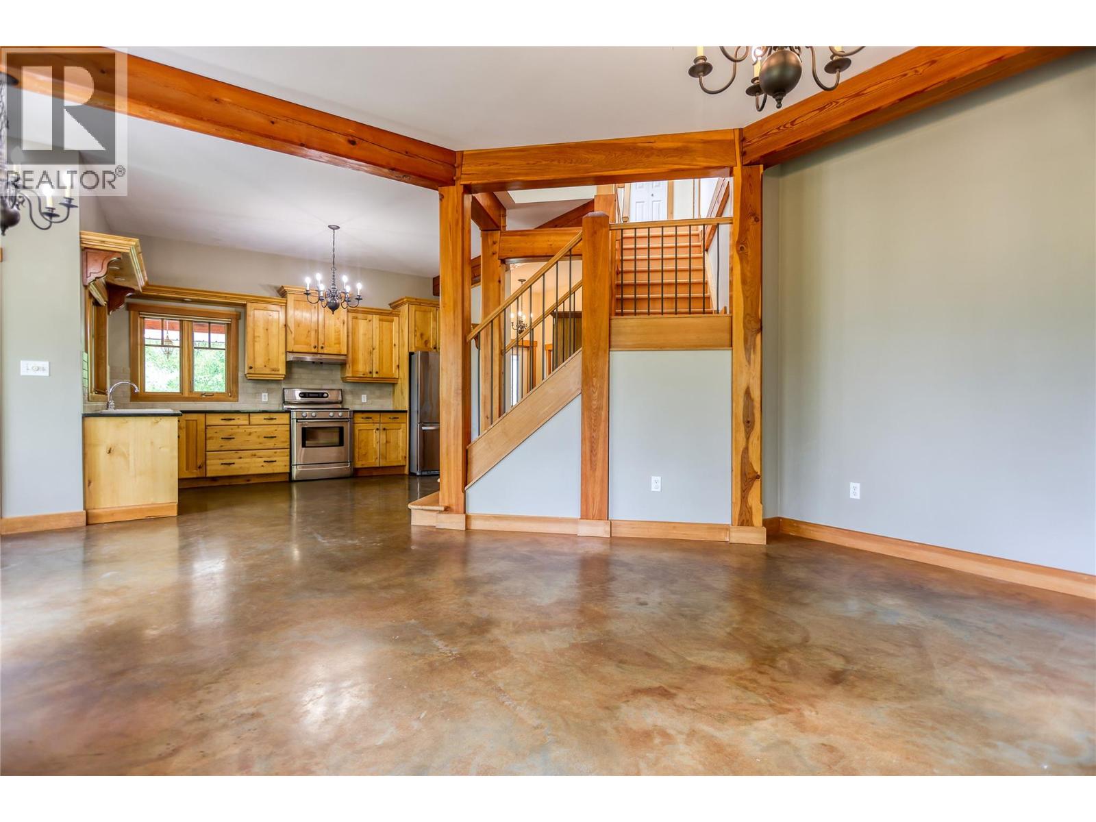 522 Foster Place, Nelson, British Columbia V1L 7A9 - Photo 5 - 10394198