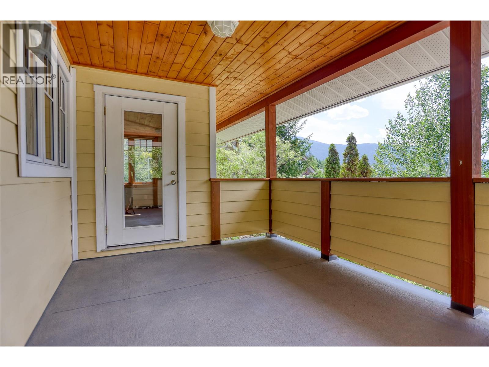 522 Foster Place, Nelson, British Columbia V1L 7A9 - Photo 30 - 10394198