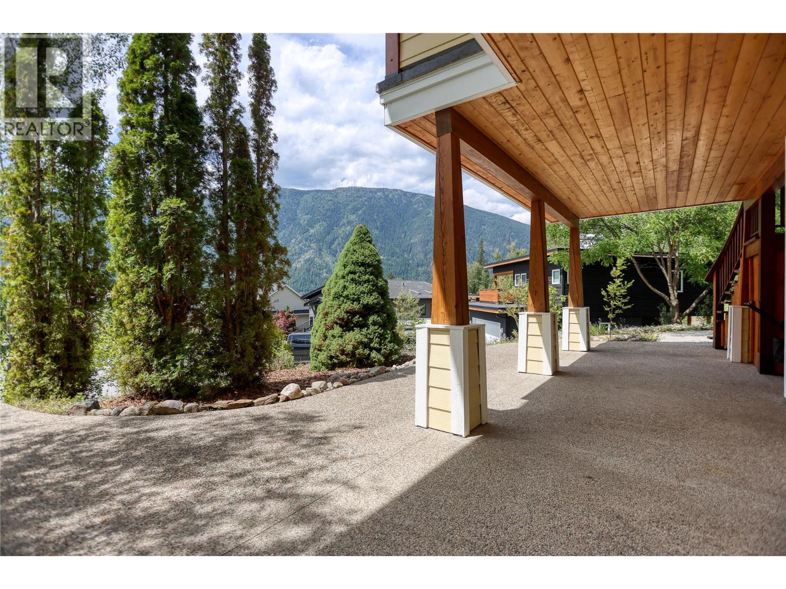 522 Foster Place, Nelson, British Columbia V1L 7A9 - Photo 33 - 10394198