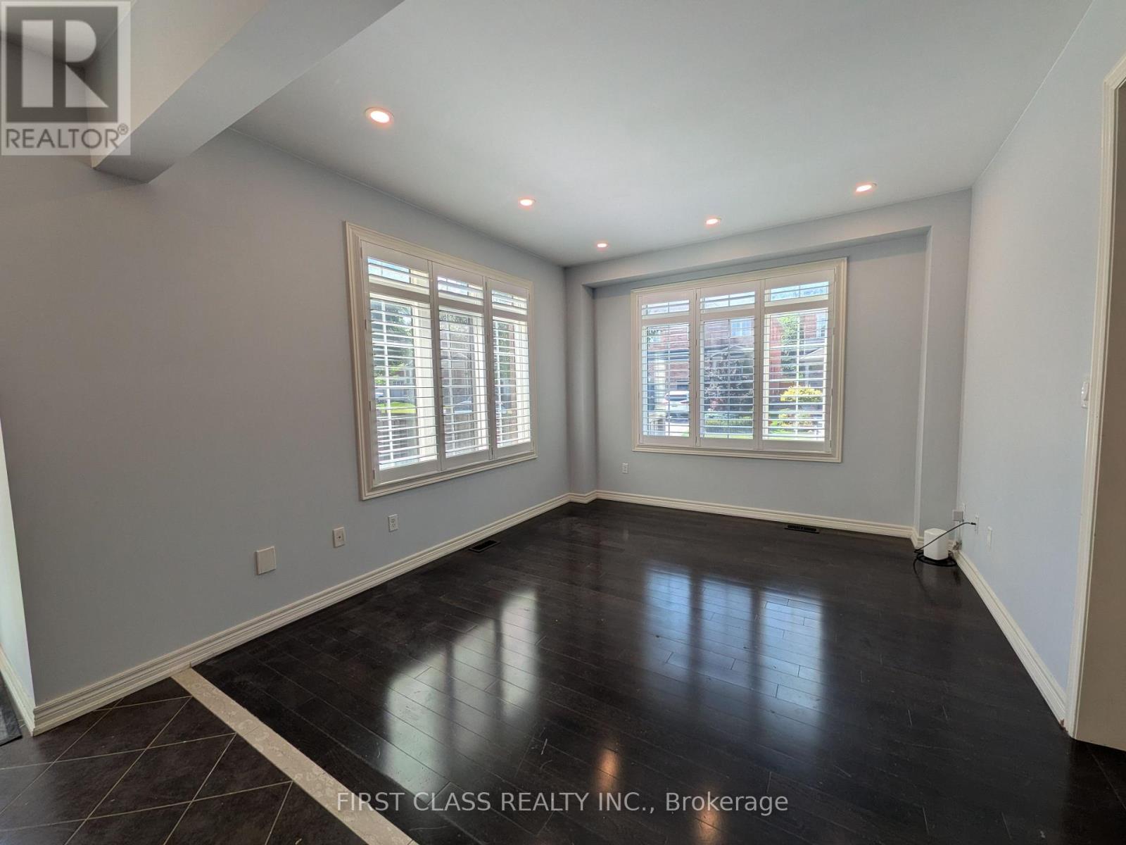 1140 Stuffles Crescent, Newmarket, Ontario  L3X 3H9 - Photo 11 - N13563504