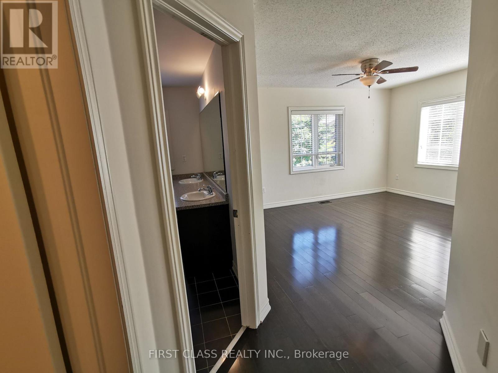 1140 Stuffles Crescent, Newmarket, Ontario  L3X 3H9 - Photo 14 - N13563504