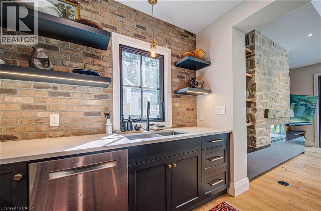 625 Glasgow Street, Kitchener, Ontario  N2M 2N6 - Photo 22 - 40847765