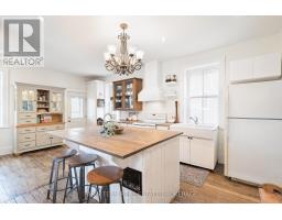 53 BURTON AVENUE, Barrie, Ontario