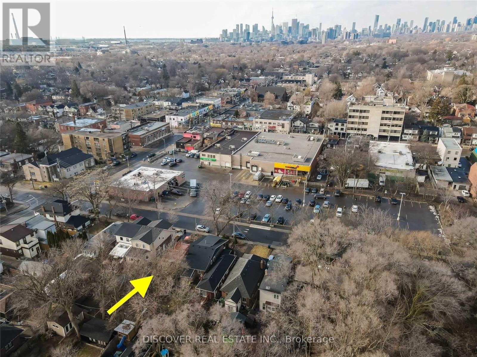 95 Gainsborough Road, Toronto, Ontario  M4L 3C3 - Photo 4 - E13159100