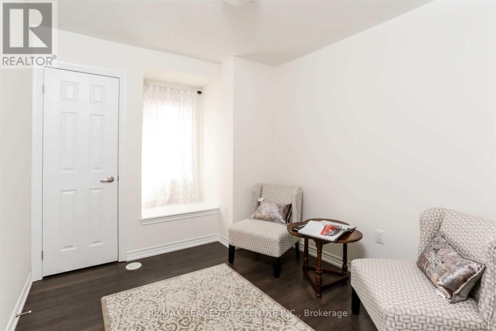 583 Allport Gate, Milton, Ontario  L9T 9J5 - Photo 2 - W13563576