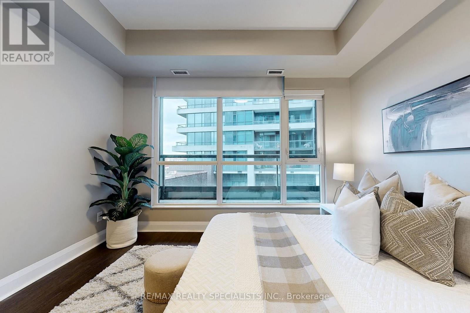 217 - 1 Hurontario Street, Mississauga, Ontario  L5G 0A3 - Photo 10 - W13563610
