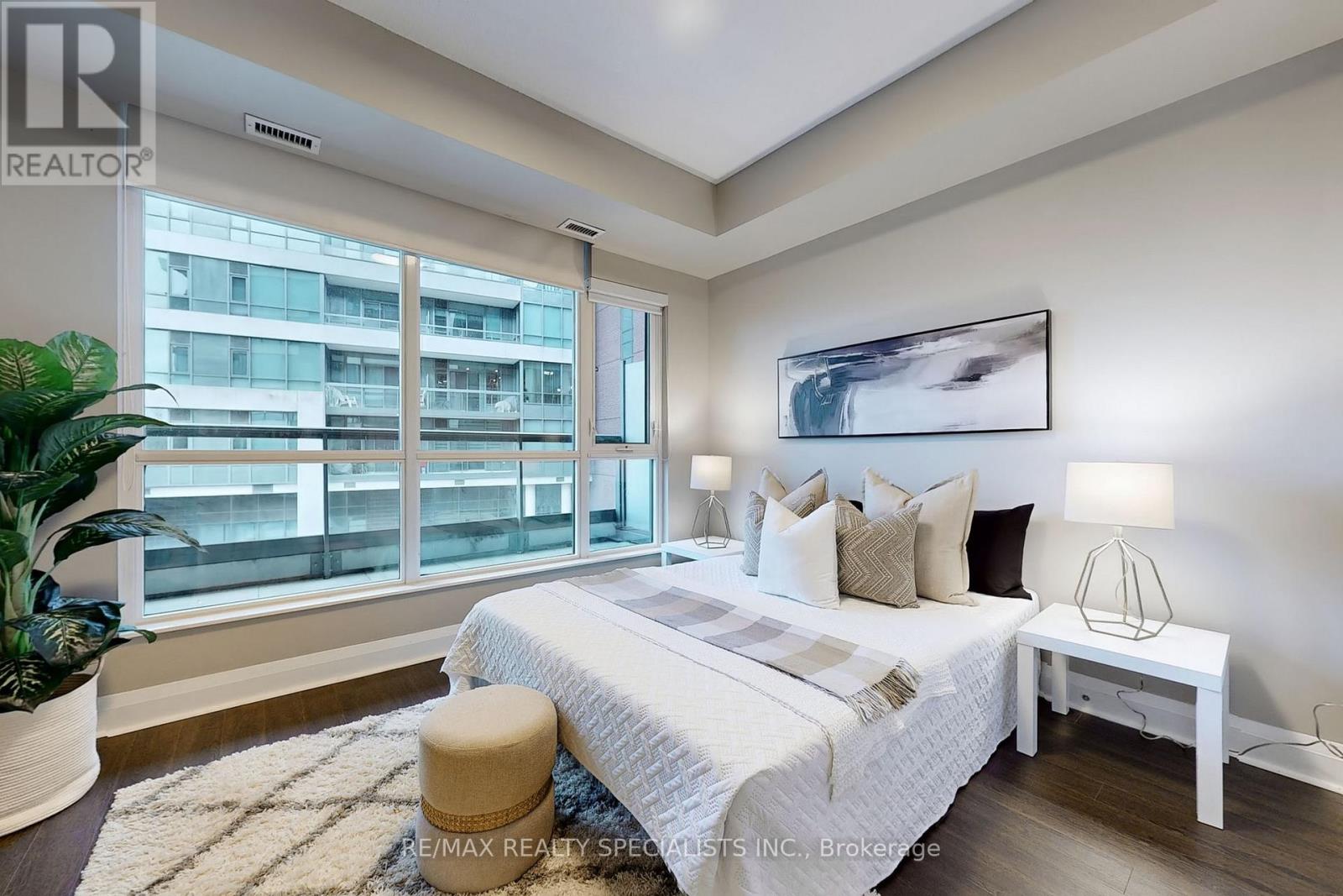 217 - 1 Hurontario Street, Mississauga, Ontario  L5G 0A3 - Photo 8 - W13563610