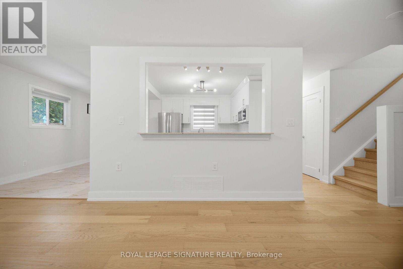 2599 Lundene Road, Mississauga, Ontario  L5J 3Y8 - Photo 11 - W13563636