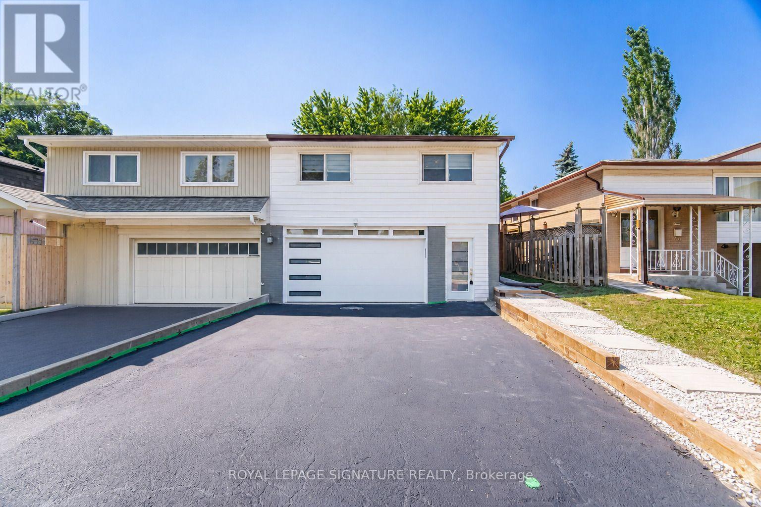 2599 Lundene Road, Mississauga, Ontario  L5J 3Y8 - Photo 3 - W13563636