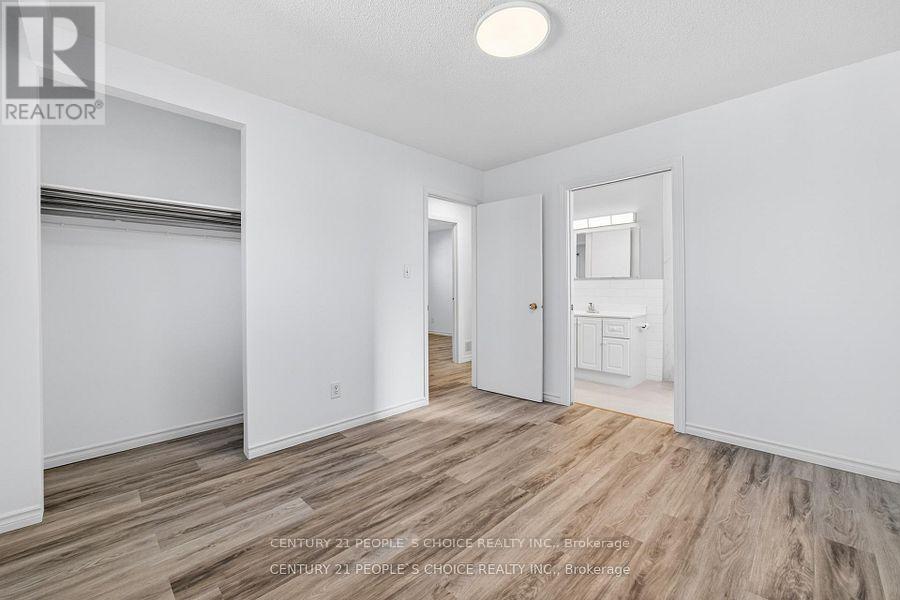 3404 Monica Drive, Mississauga, Ontario  L4T 3E7 - Photo 20 - W13563698