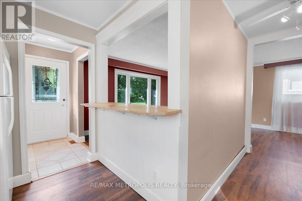 Main - 23 Silver Aspen Crescent, Kitchener, Ontario  N2N 1H5 - Photo 10 - X13563482