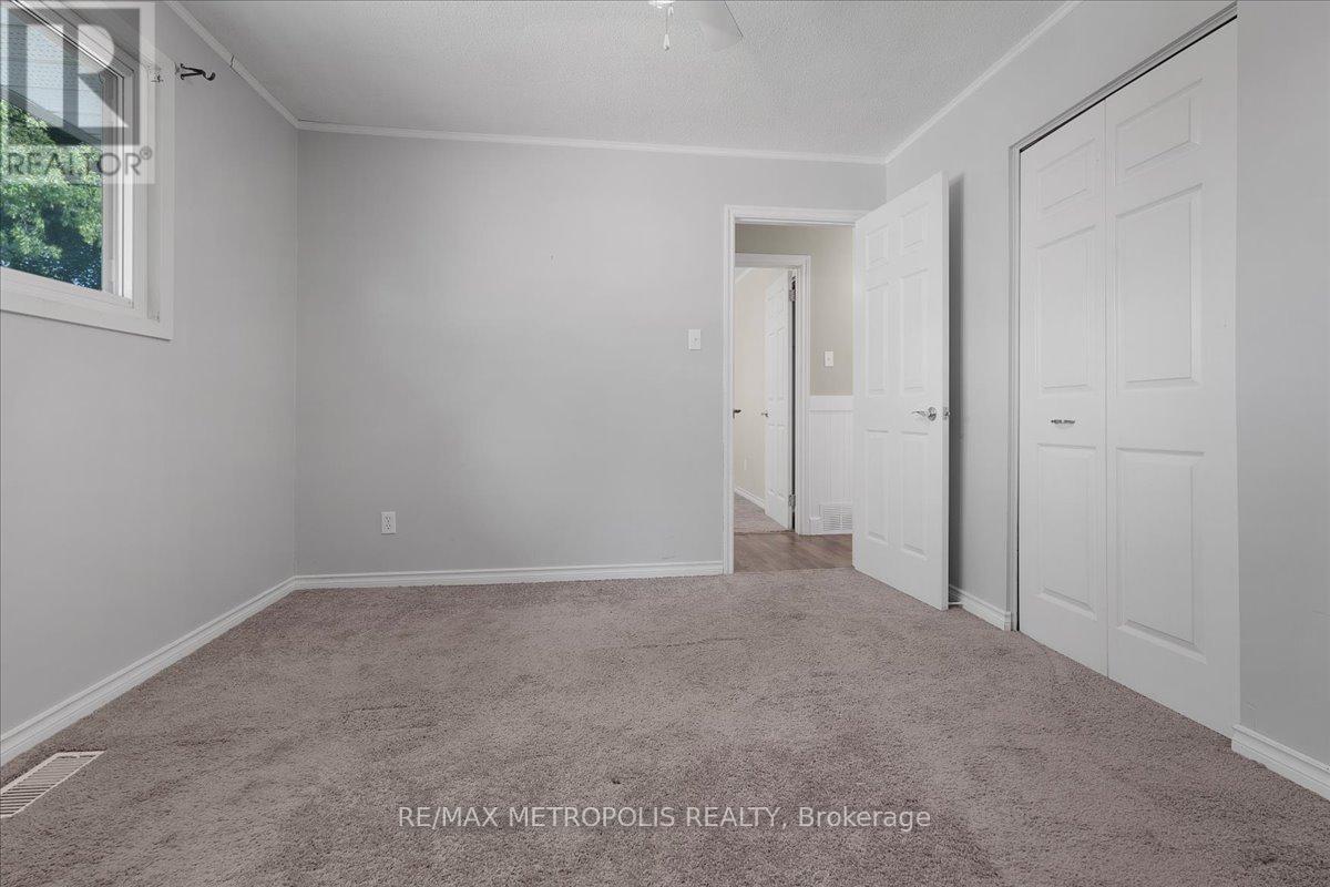 Main - 23 Silver Aspen Crescent, Kitchener, Ontario  N2N 1H5 - Photo 17 - X13563482