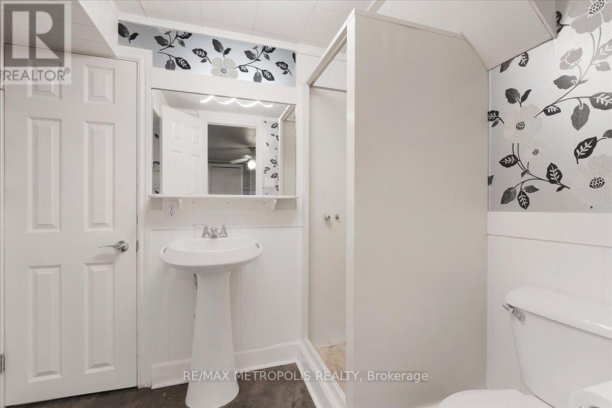 Main - 23 Silver Aspen Crescent, Kitchener, Ontario  N2N 1H5 - Photo 32 - X13563482