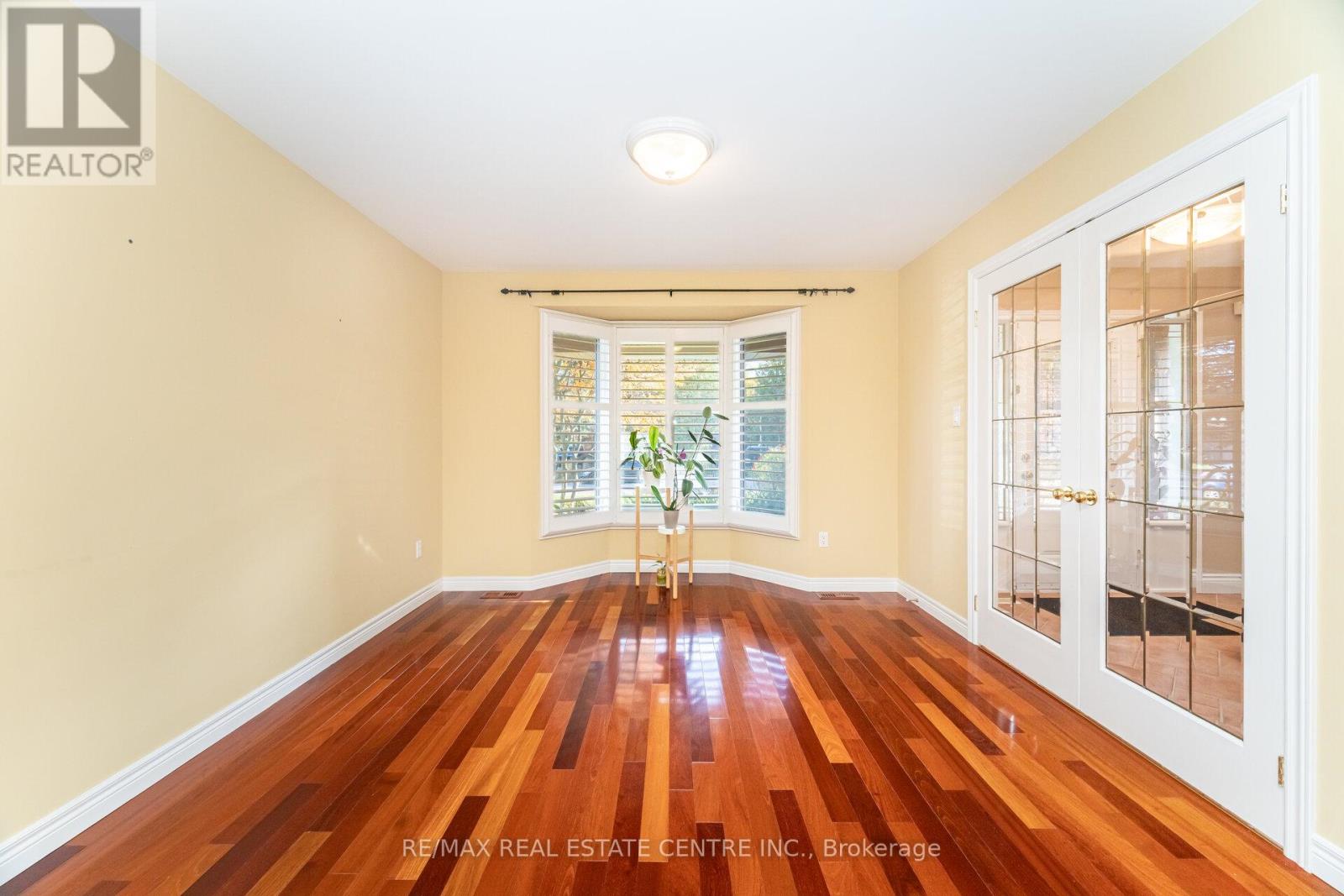 327 Cavendish Drive, Hamilton, Ontario  L9G 3Z1 - Photo 8 - X13563484