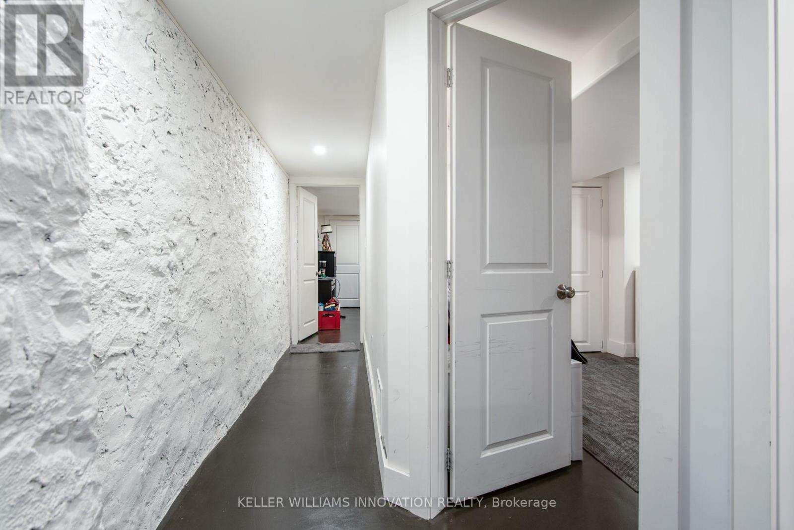 B - 70 Waterloo Avenue, Guelph, Ontario  N1H 3H5 - Photo 16 - X13563554