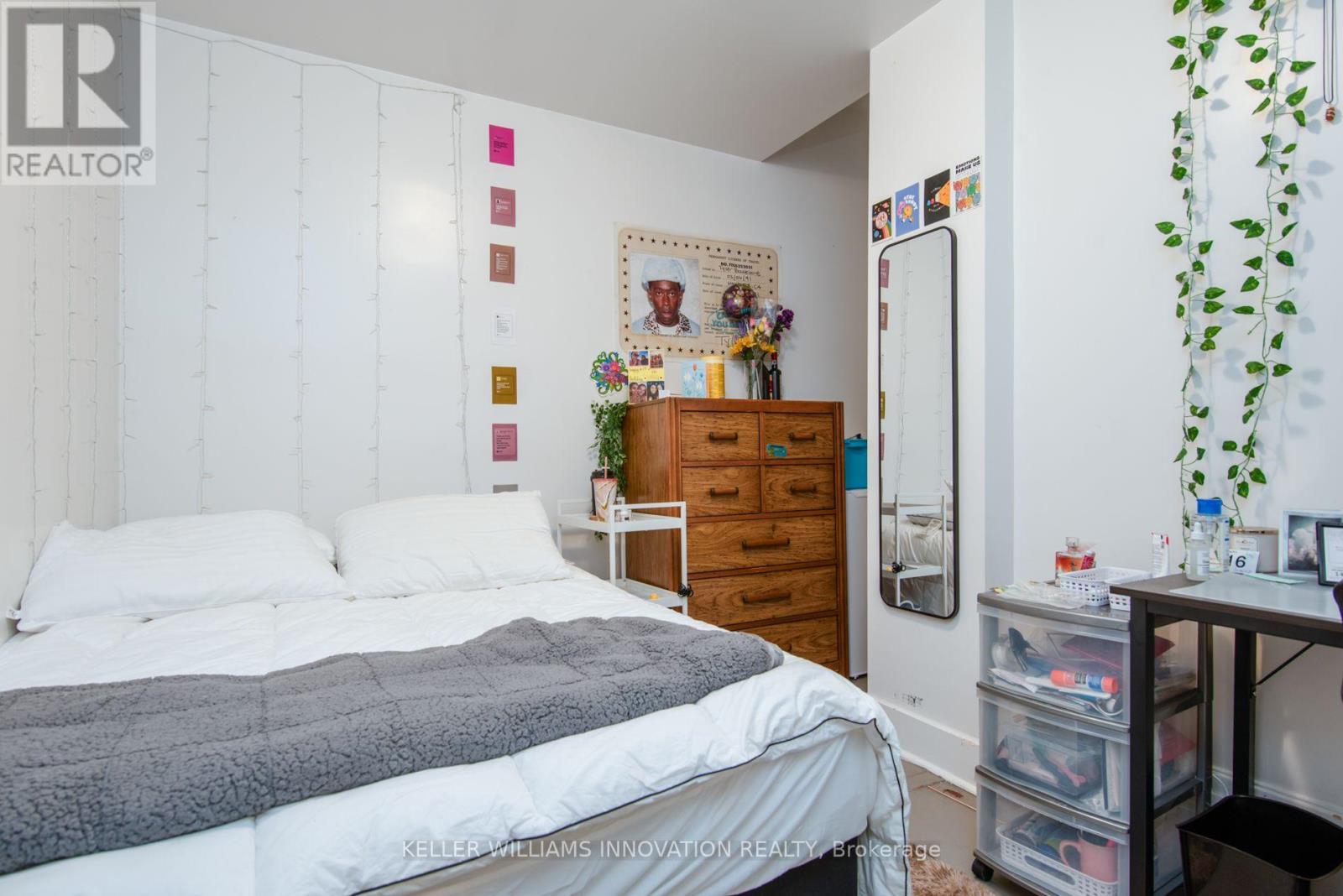 B - 70 Waterloo Avenue, Guelph, Ontario  N1H 3H5 - Photo 7 - X13563554